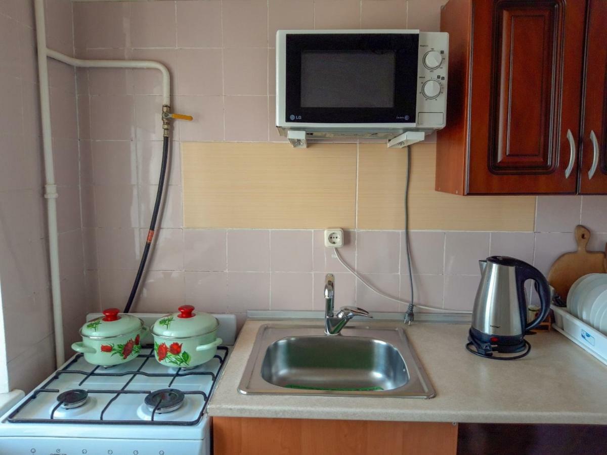 Apartment On Livoberezna Metro Station Kiev Exterior foto